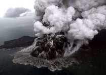印尼火山喷发在什么岛_印尼火山喷发为什么有闪电